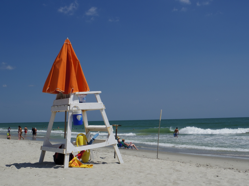 Illustration for article titled Beach Picture Experiments